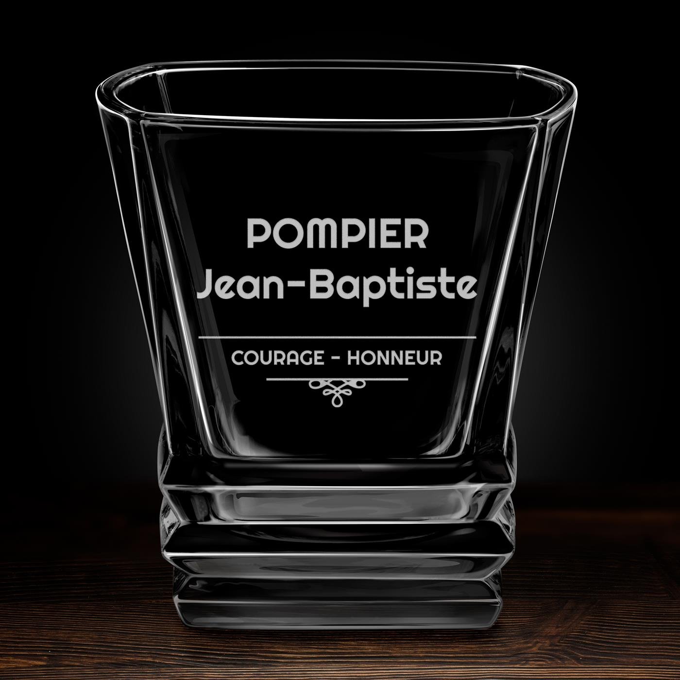 Verre à whisky Geometric avec gravure pour un pompier
