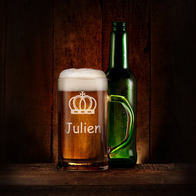 Chope à bière Geometric avec gravure pour proche roi de fête