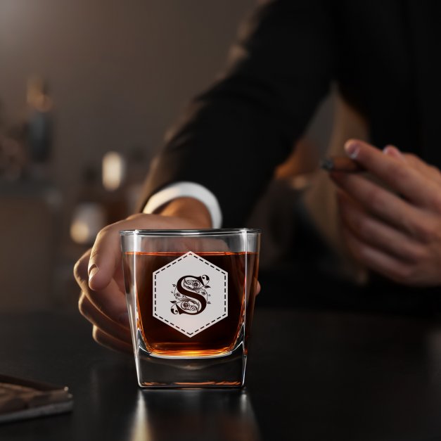 Verre à whisky avec gravure pour homme avec une initiale