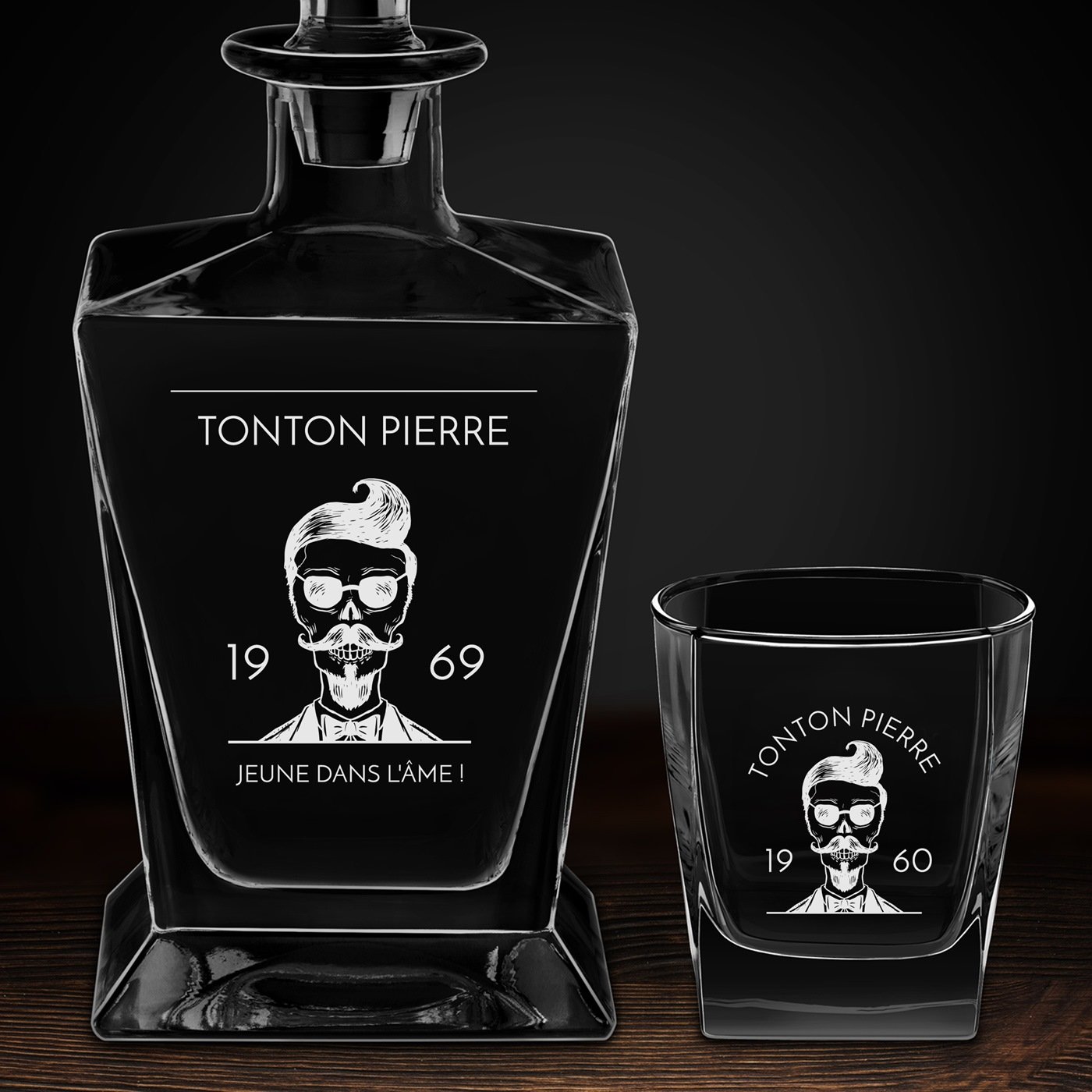 Carafe à whisky Pyramid et 2 verres avec gravure pour tonton