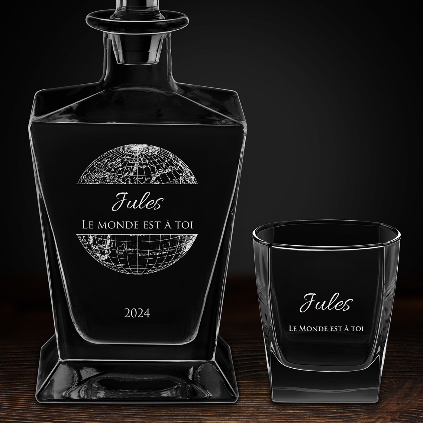 Carafe à whisky Pyramid et 4 verres avec gravure pour jeune homme