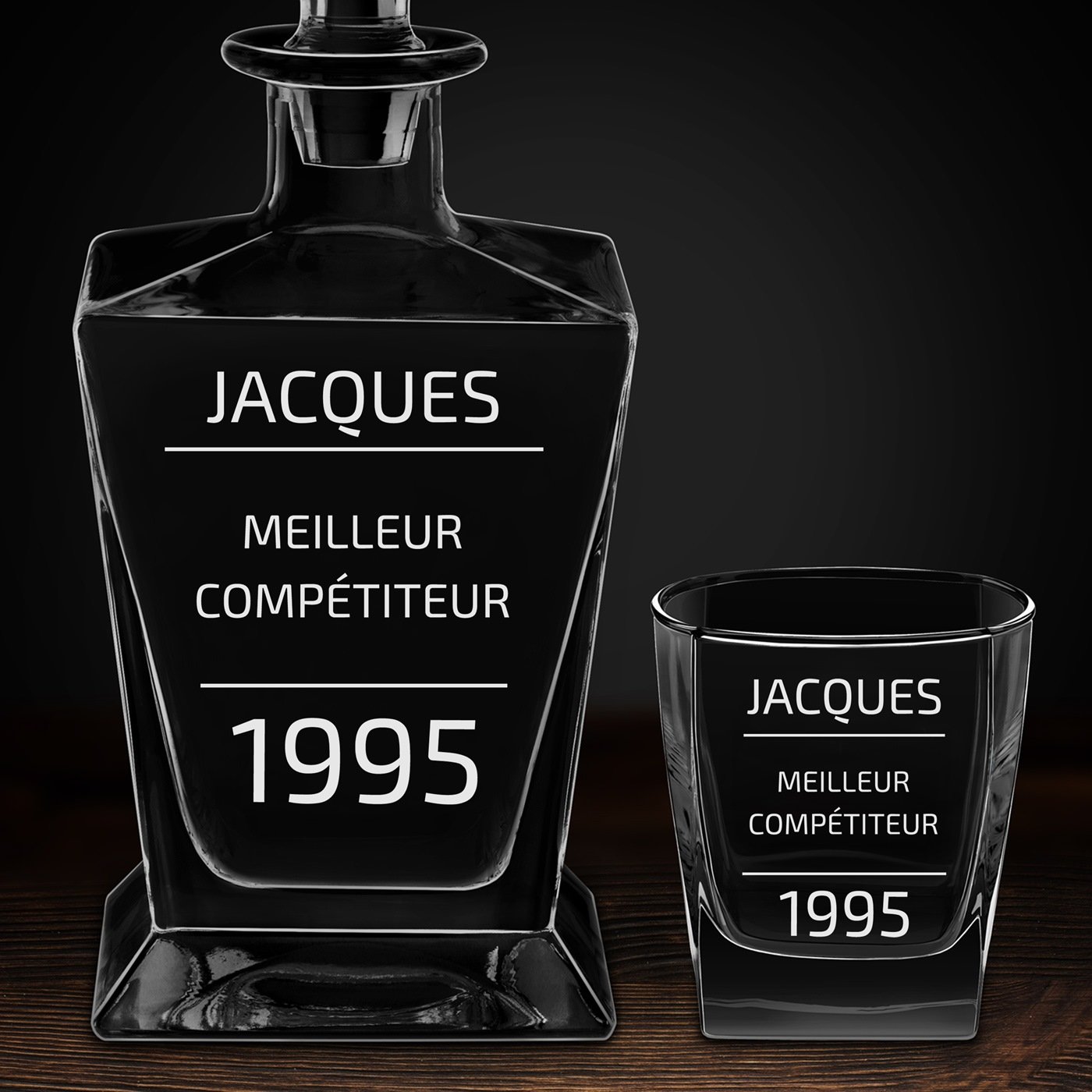 Carafe à whisky Pyramid et 4 verres avec gravure pour ami pour anniversaire
