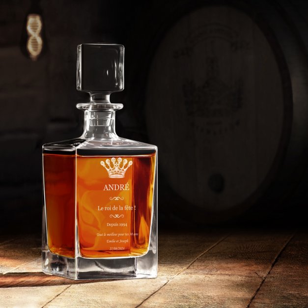 Carafe à whisky Cube avec gravure pour un roi de chaque fête