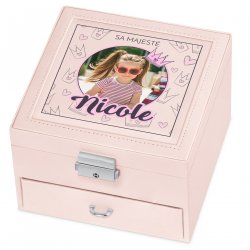 Coffret à bijoux rose avec une photo pour une petite fille