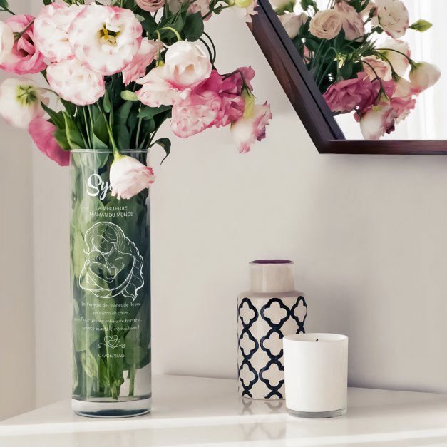 Vase en verre avec gravure pour l'anniversaire de maman
