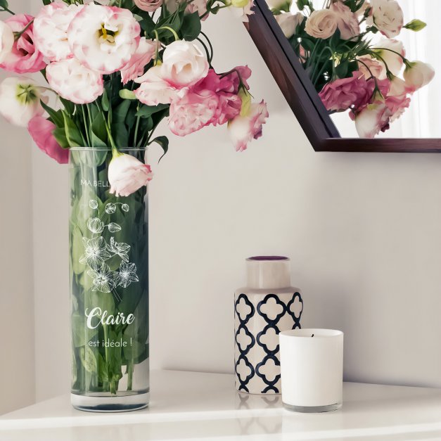 Vase en verre avec gravure pour l'anniversaire d'une belle-mère