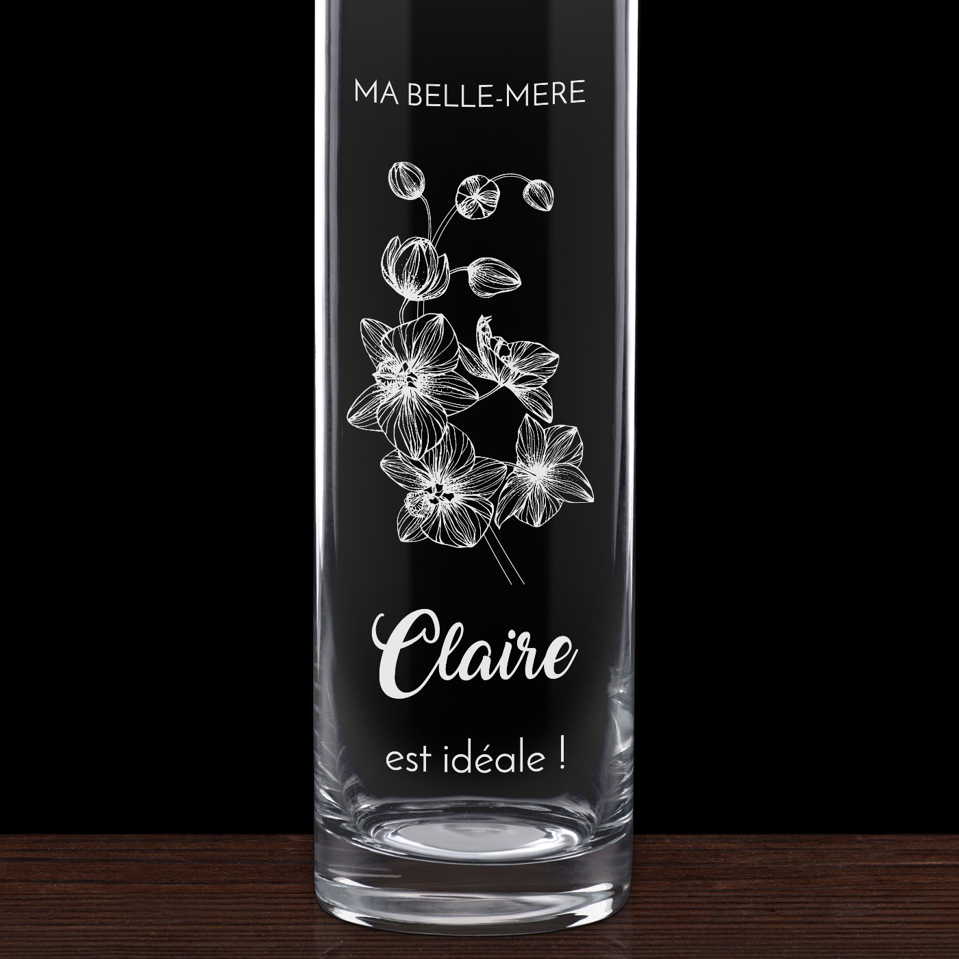 Vase en verre avec gravure pour l'anniversaire d'une belle-mère