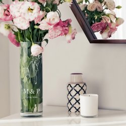 Vase en verre avec gravure pour le marié et pour la mariée