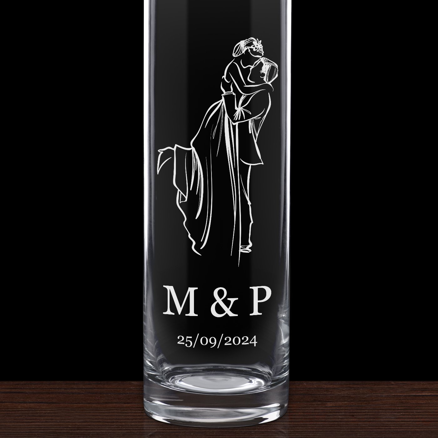 Vase en verre avec gravure pour le marié et pour la mariée