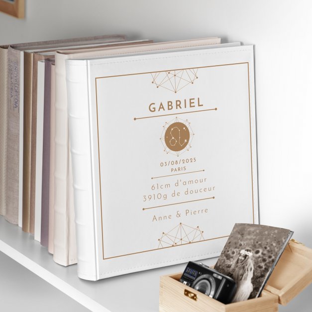 Album photo grand format avec personnalisation pour un nouveau-né