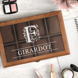 Coffret à montres et bijoux avec gravure pour l'anniversaire d'un proche