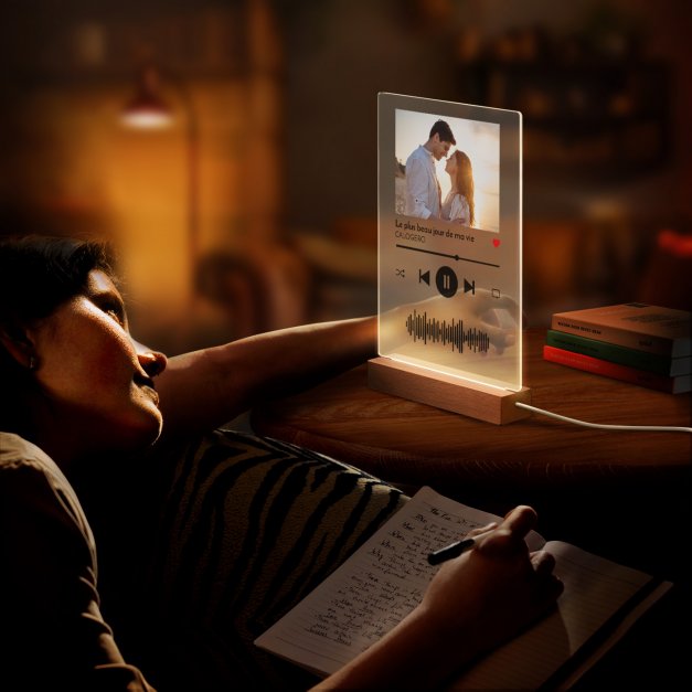 Lampe LED personnalisée de taille XL avec photo pour couple avec la chanson préférée