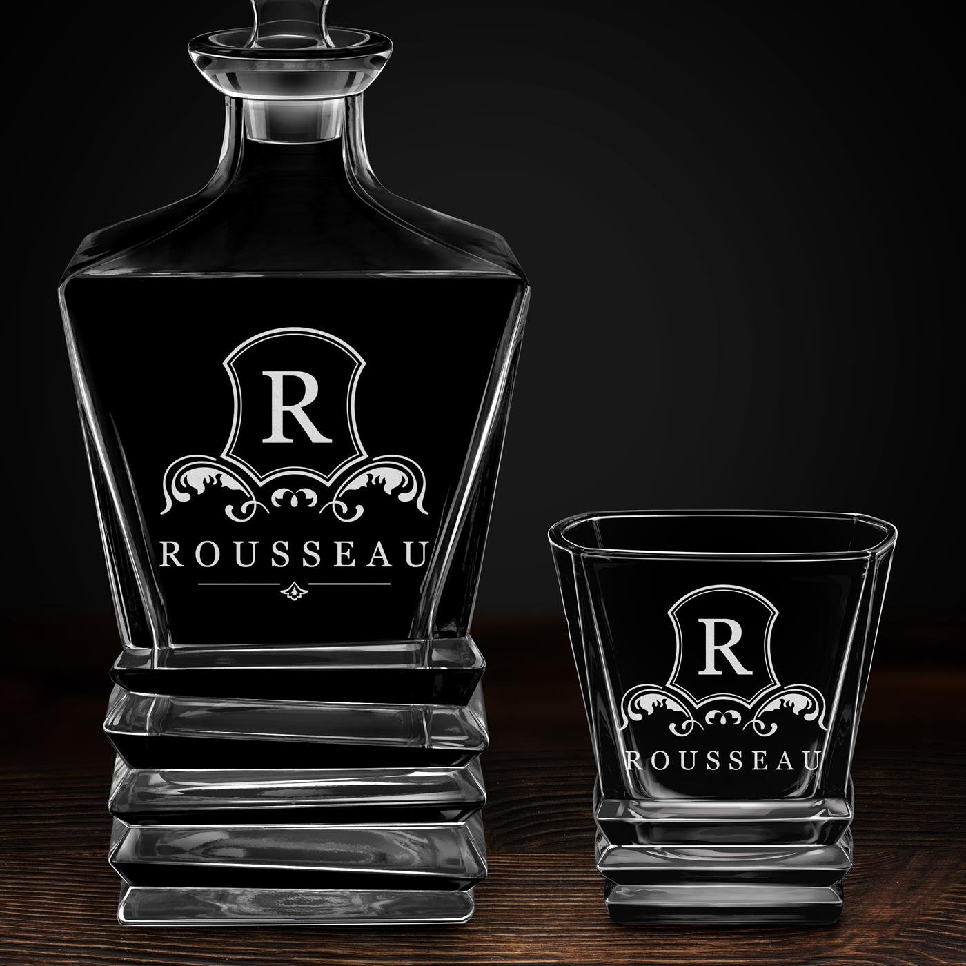 Ensemble Carafe Geometric et 4 verres avec gravure pour lui avec nom de famille