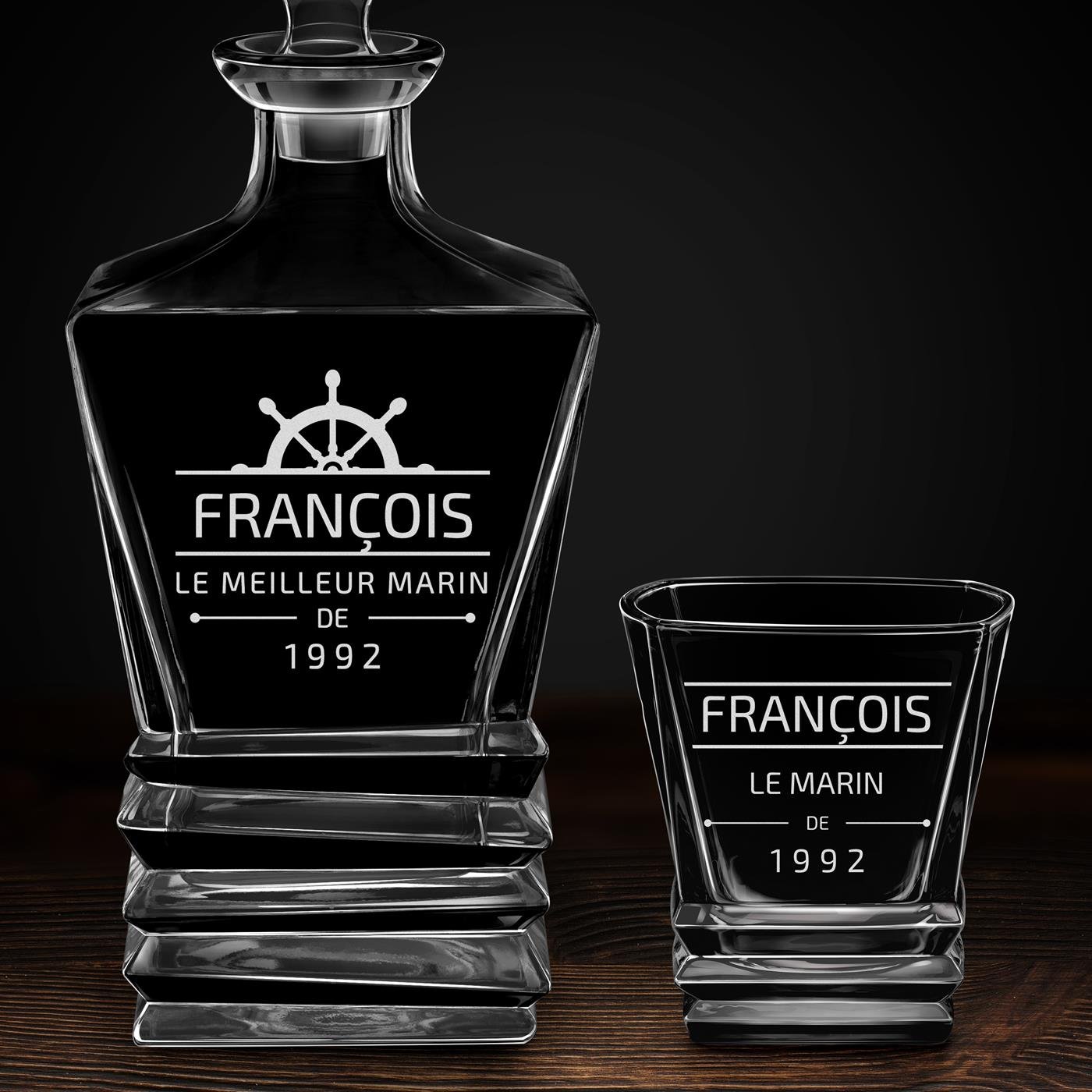 Ensemble Carafe Geometric et 4 verres avec gravure pour marin voyageur