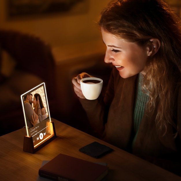 Lampe LED L personnalisée avec photo pour un couple motif musical