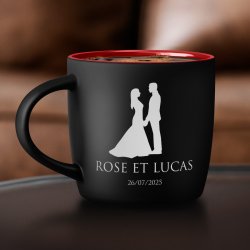 Tasse noire fond rouge en céramique avec personnalisation pour mari femme mariage anniversaire