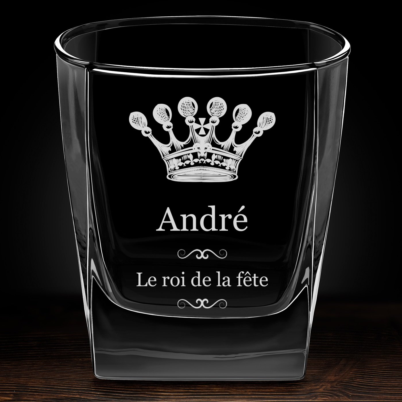 Verre à whisky avec gravure pour l'anniversaire d'un copain