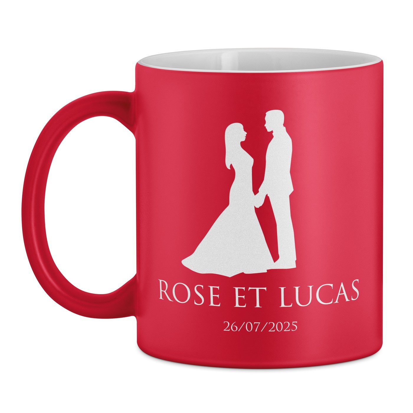 Tasse rouge en céramique fond blanc avec personnalisation pour couple mariage anniversaire