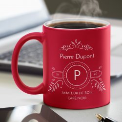 Tasse rouge en céramique fond blanc avec personnalisation pour lui amateur de café anniversaire