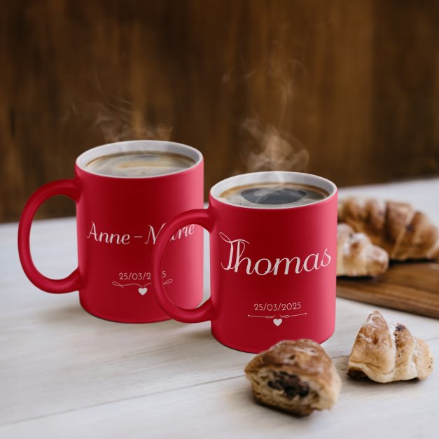 Set de 2 tasses rouges en céramique fond blanc avec personnalisation pour couple mari et femme fiancés mariés