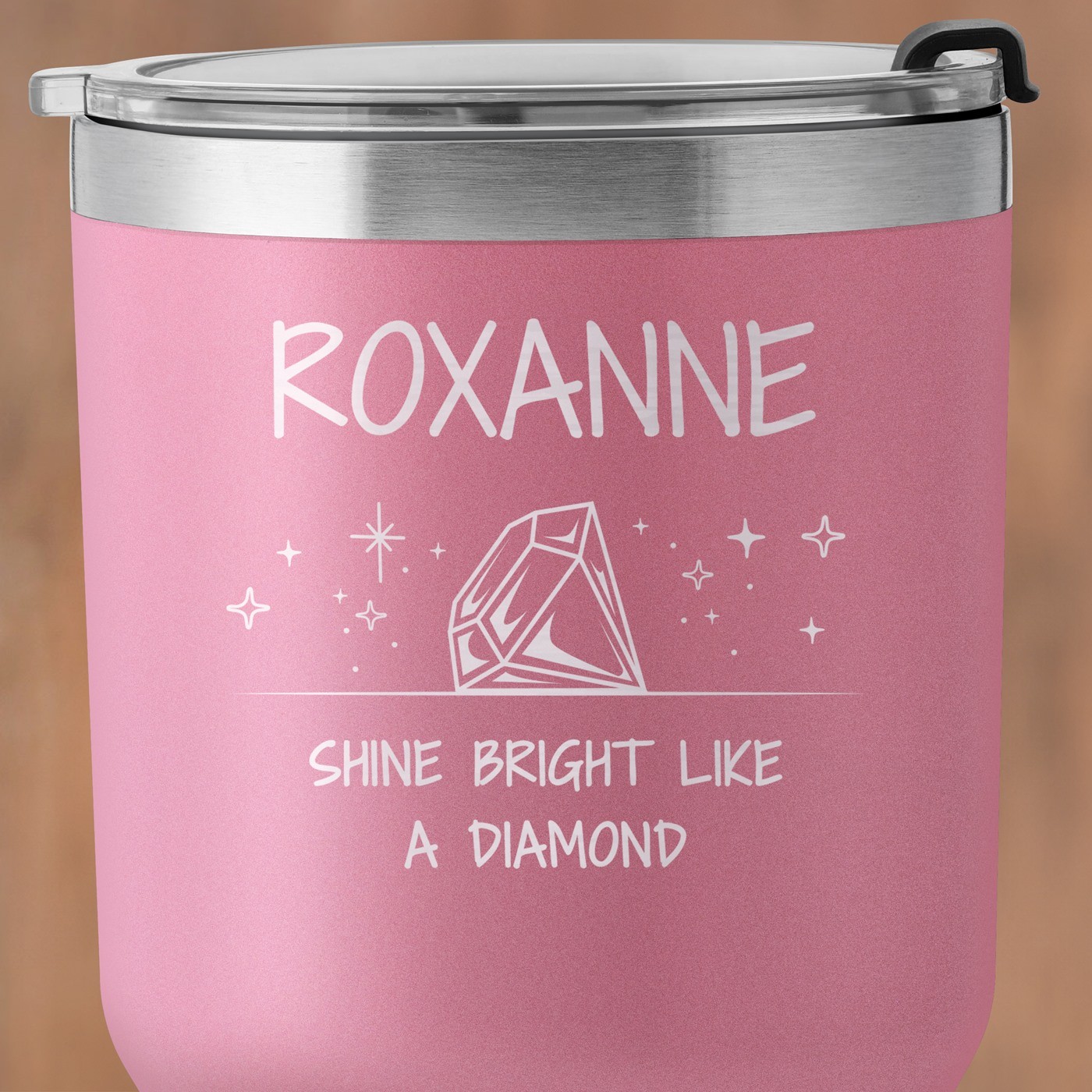 Mug isotherme rose avec gravure pour une femme pour la Saint-Valentin