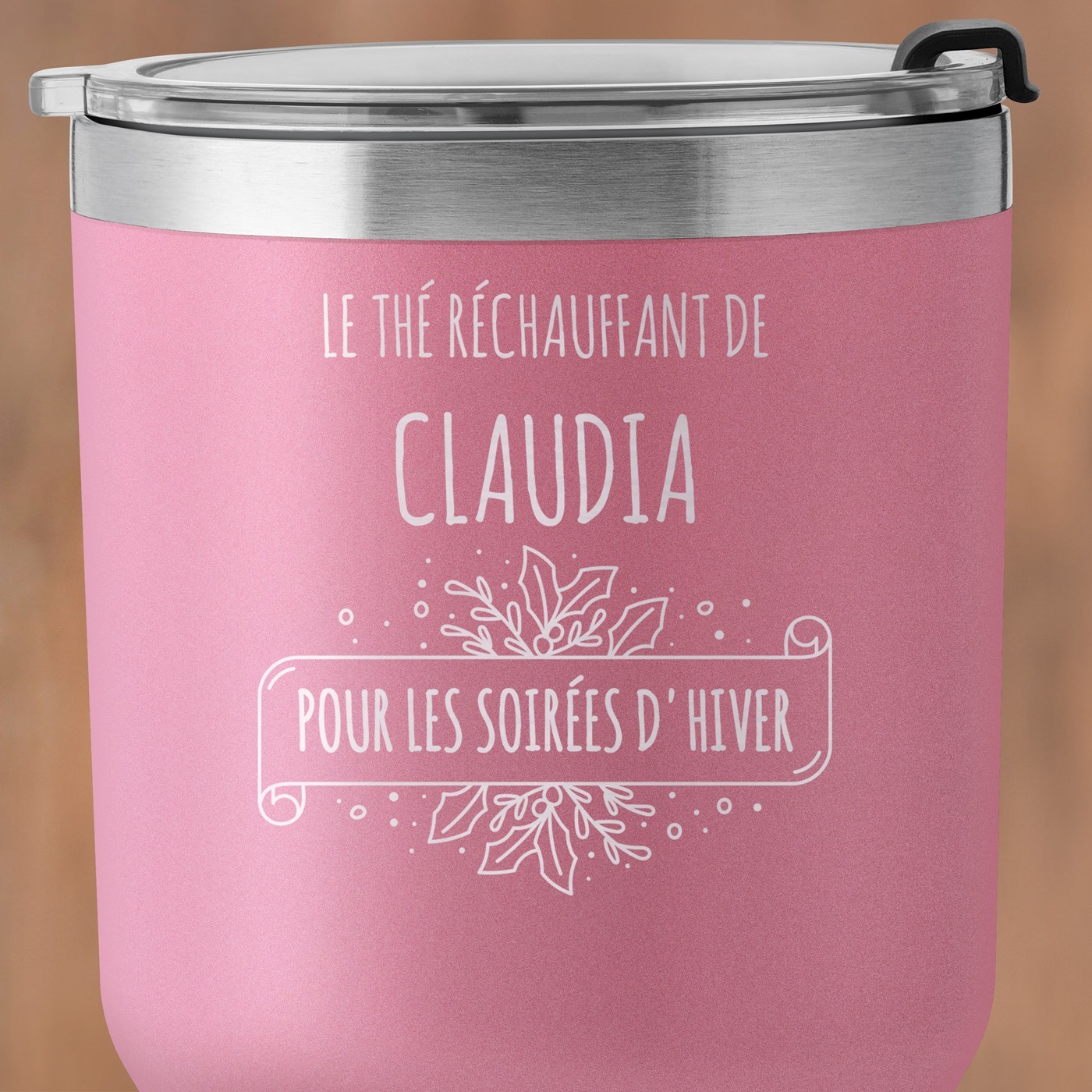 Mug isotherme rose avec gravure pour une amie pour Noel