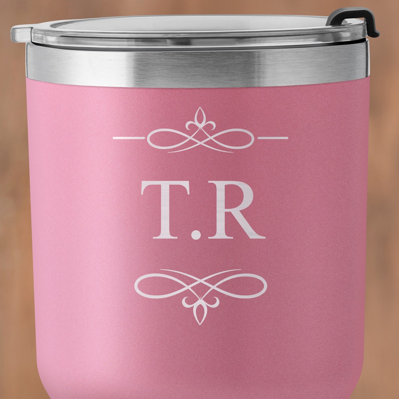 Mug isotherme rose avec gravure pour l'anniversaire d'un proche
