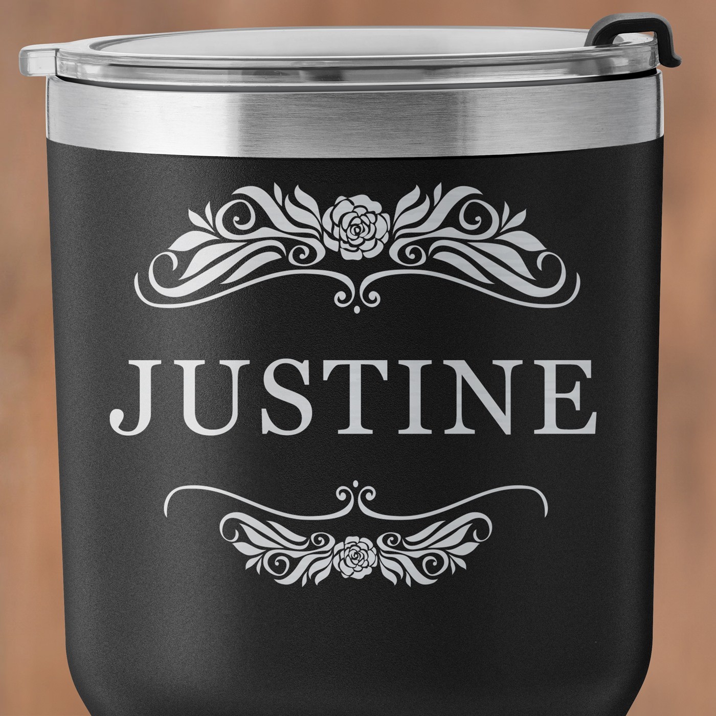 Mug isotherme noir avec gravure pour l'anniversaire d'une femme