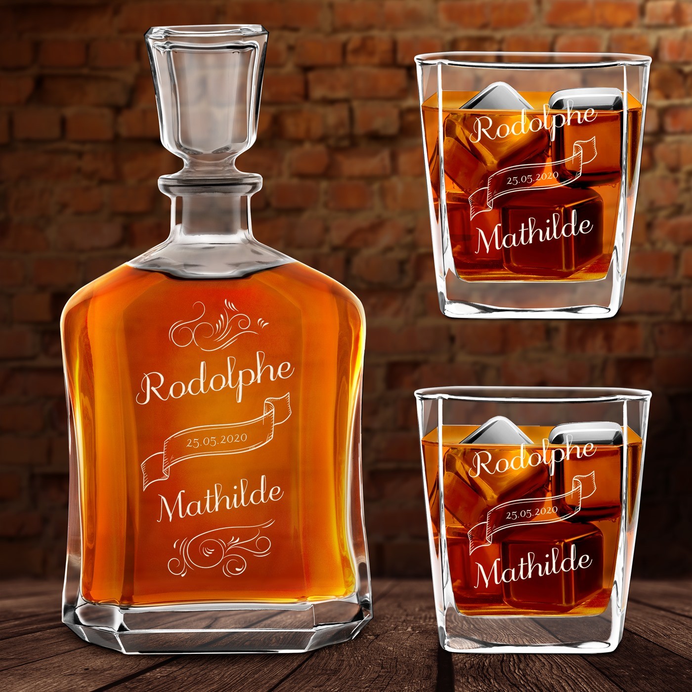 Set Carafe et 2 verres à whisky avec gravure pour les jeunes mariés