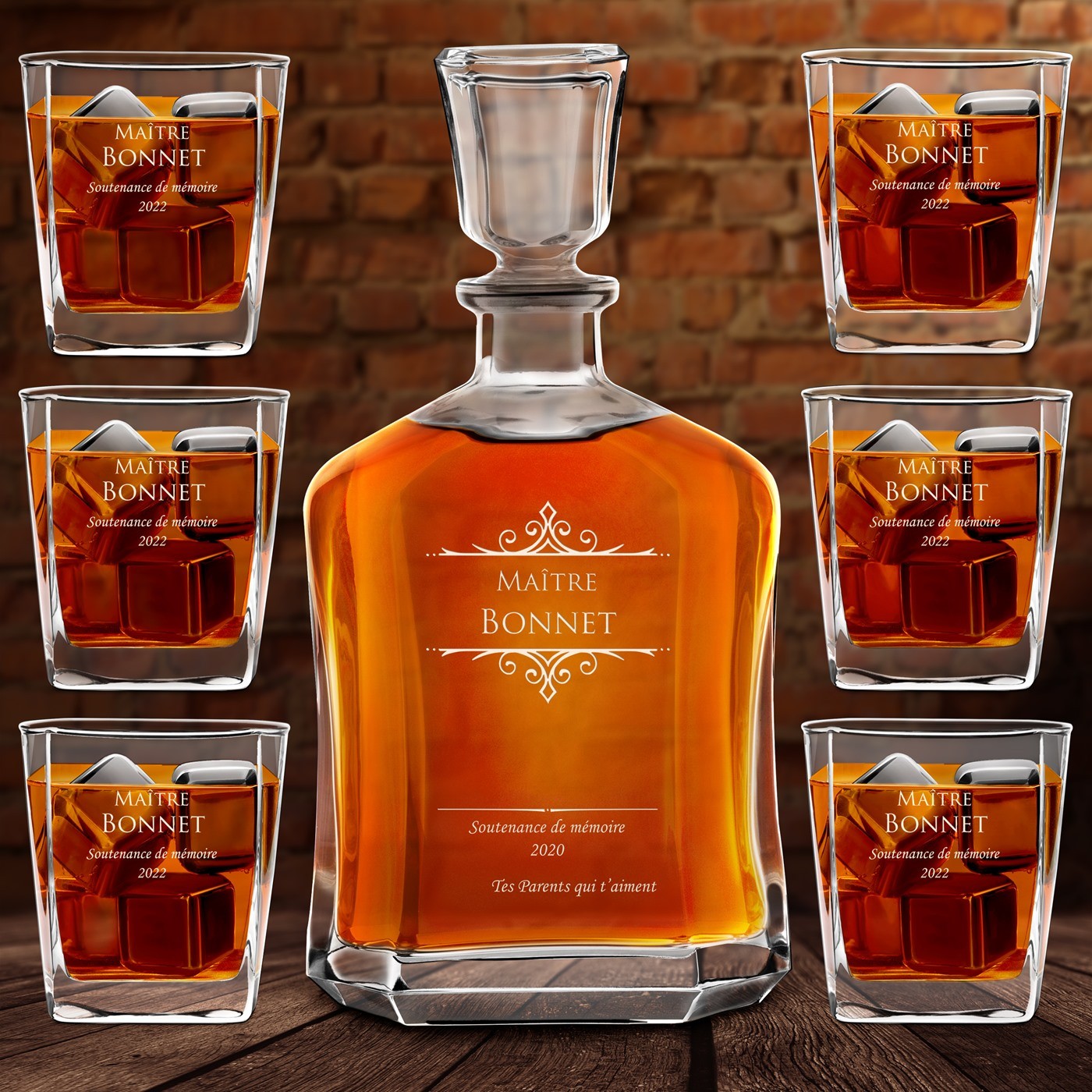 Ensemble de Carafe à whisky et 6 verres avec gravure pour un master pour son anniversaire