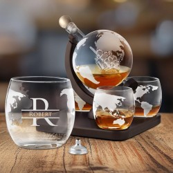 Carafe à whisky Globe avec bateau avec gravure sur 4 verres pour l'anniversaire d'un connaisseur de whisky