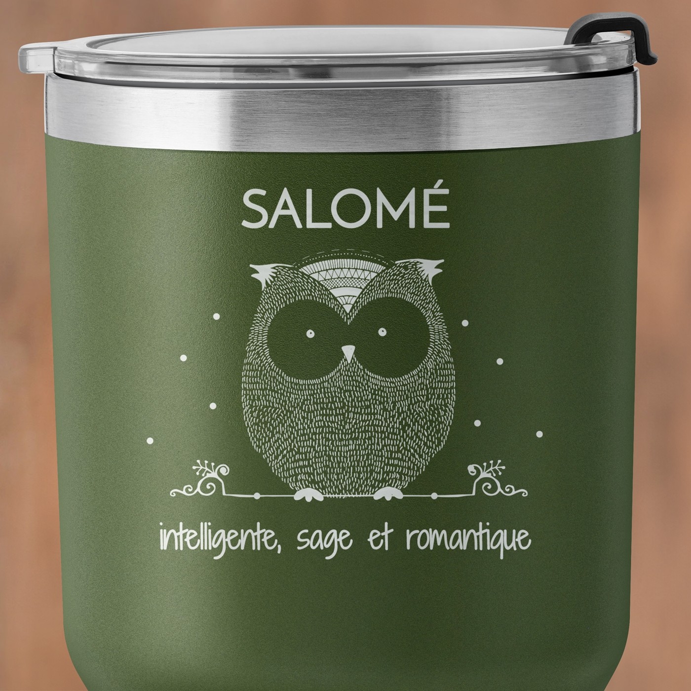 Gobelet isotherme vert personnalisé pour une femme pour la Saint-Valentin