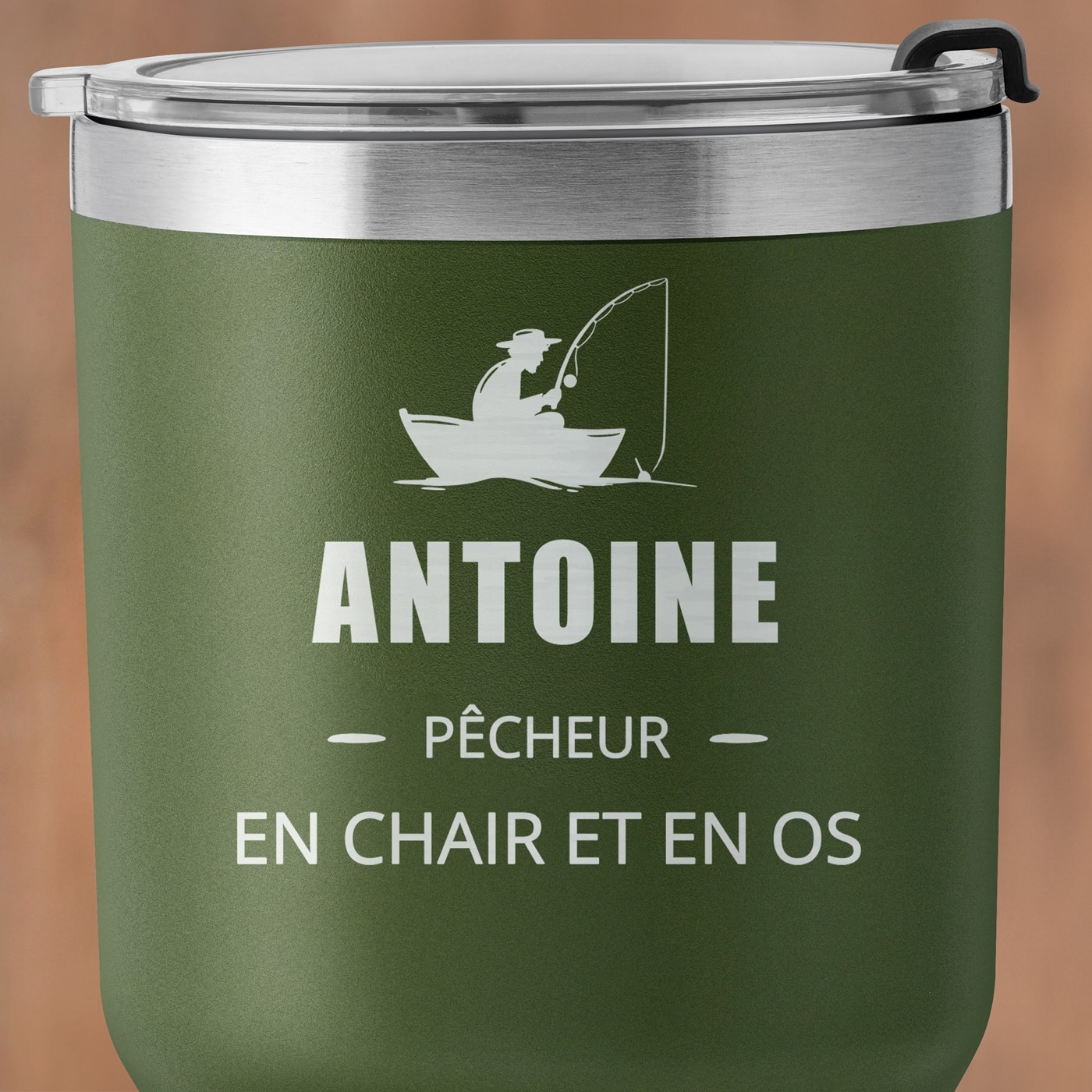 Gobelet isotherme vert avec gravure pour l'anniversaire d'un pêcheur