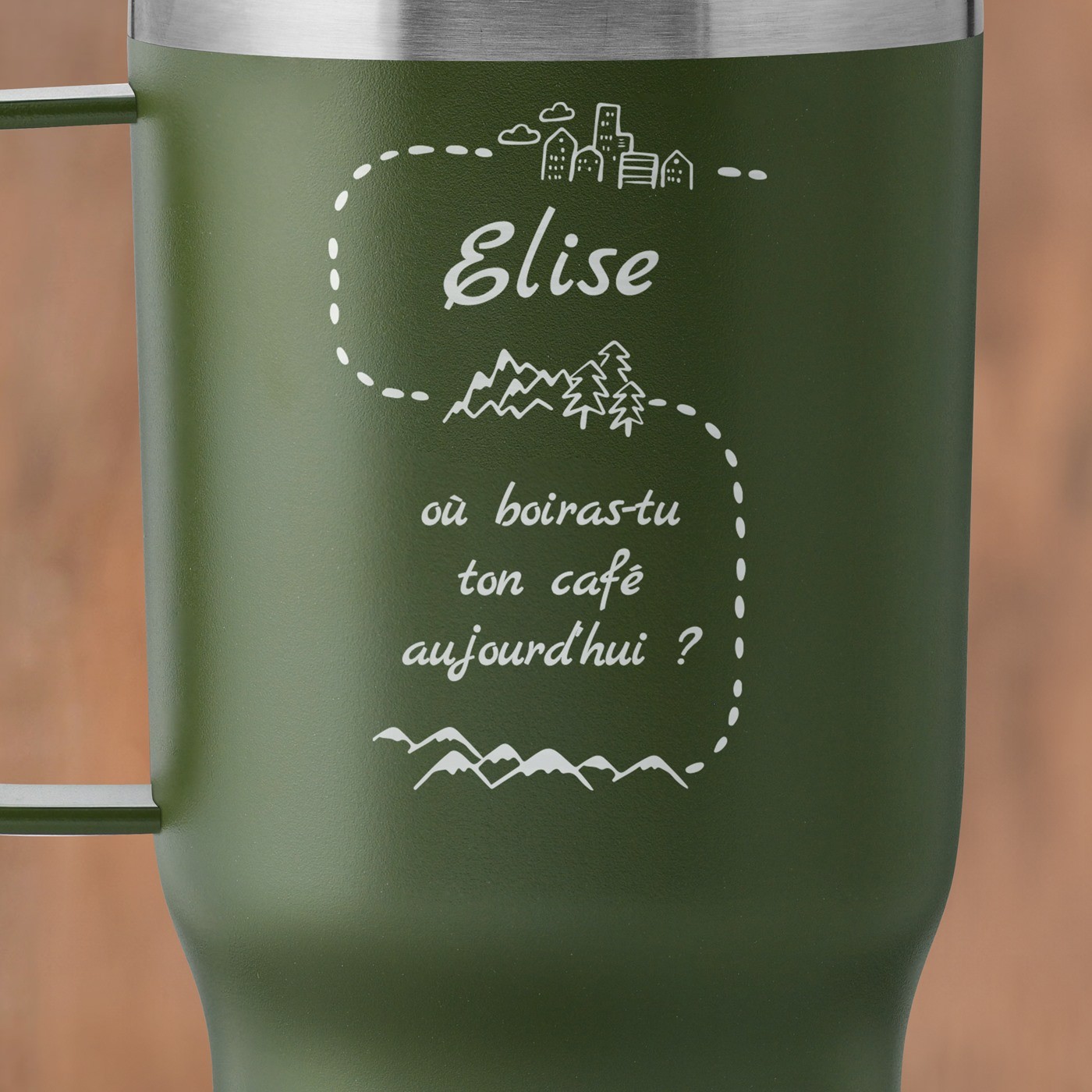 Mug de voyage vert avec gravure pour l'anniversaire d'une sœur