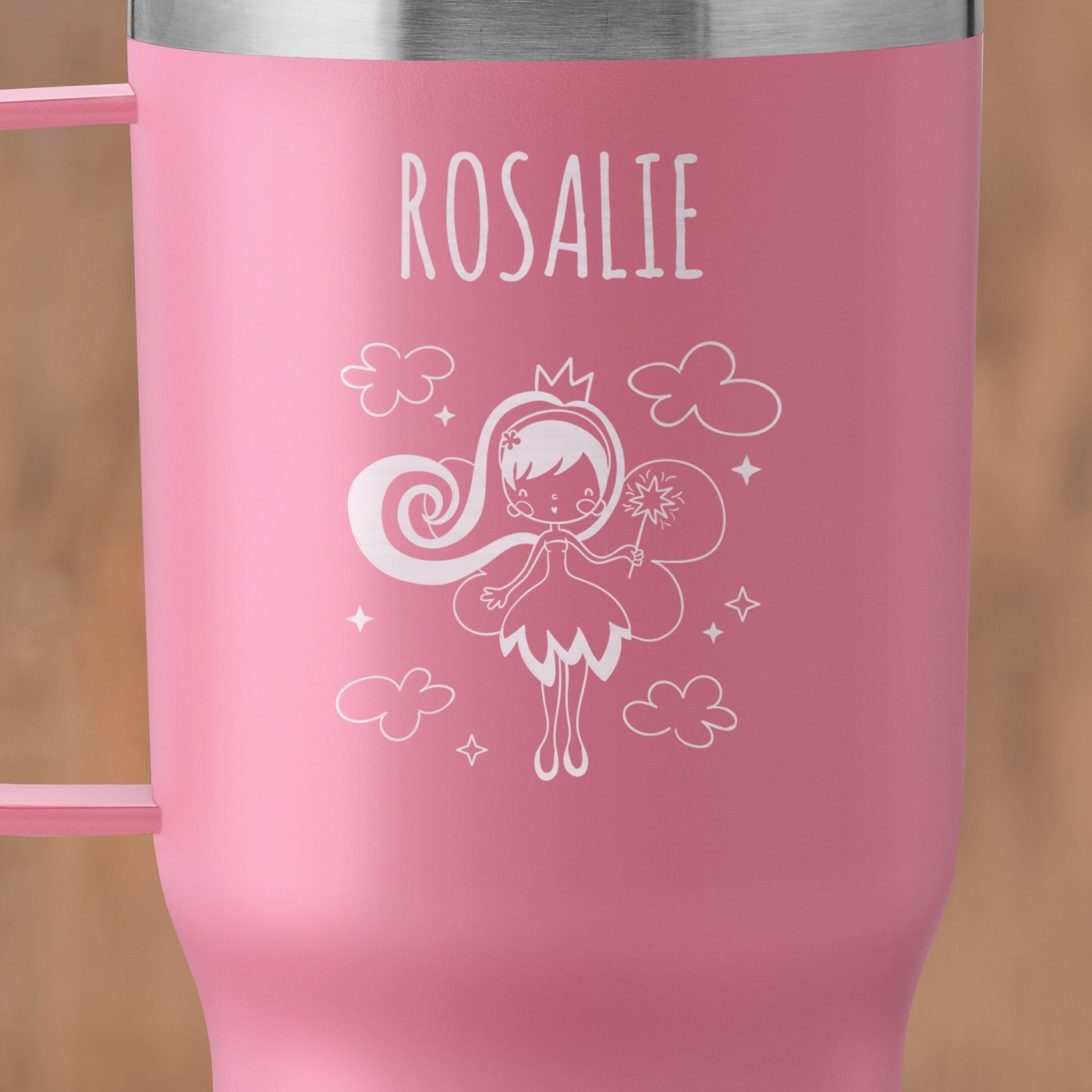 Mug thermique rose personnalisé pour l'anniversaire d'une fille