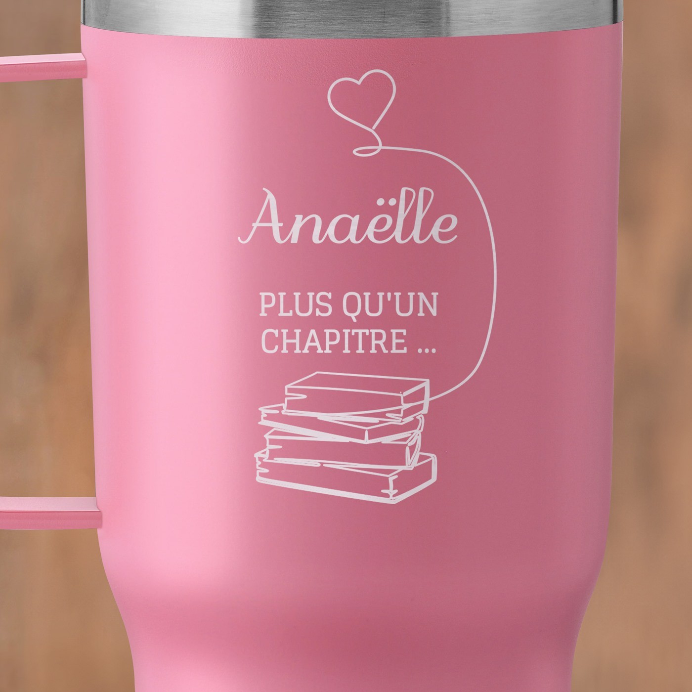 Mug thermique rose personnalisé pour une fiancée pour son anniversaire