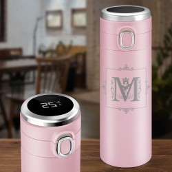 Mug de voyage rose personnalisé avec un affichage LED pour une amie
