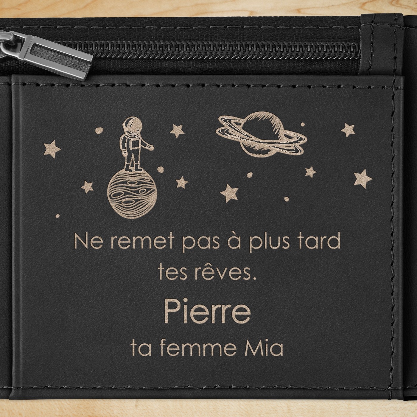 Portefeuille Slim en cuir noir lisse personnalisé pour l'anniversaire d'un mari