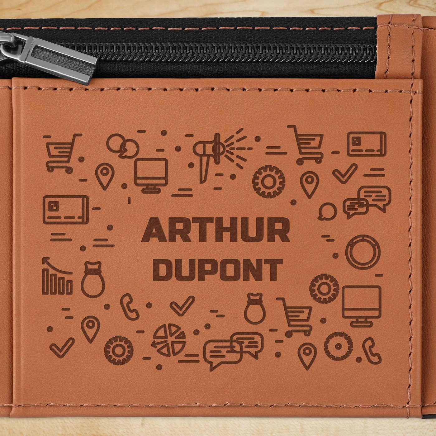 Portefeuille Slim en cuir noir lisse avec intérieur brun avec gravure pour l'anniversaire d'un bricoleur