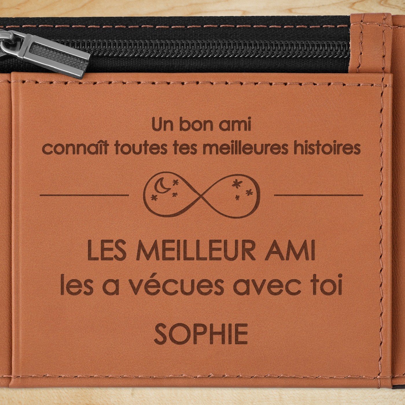 Portefeuille Slim en cuir noir lisse avec intérieur brun avec gravure pour l'anniversaire d'un meilleur ami