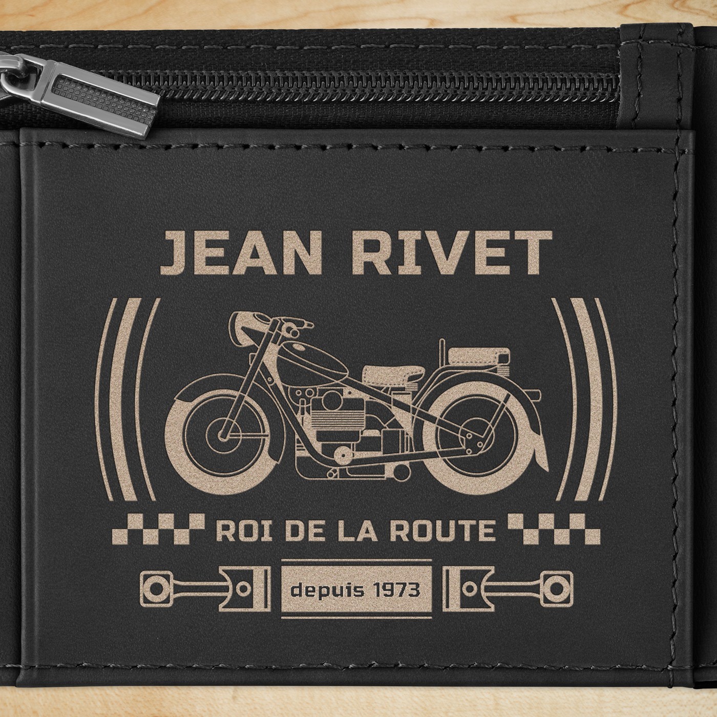 Portefeuille Slim en cuir noir carbone personnalisé pour l'anniversaire d'un roi de la route