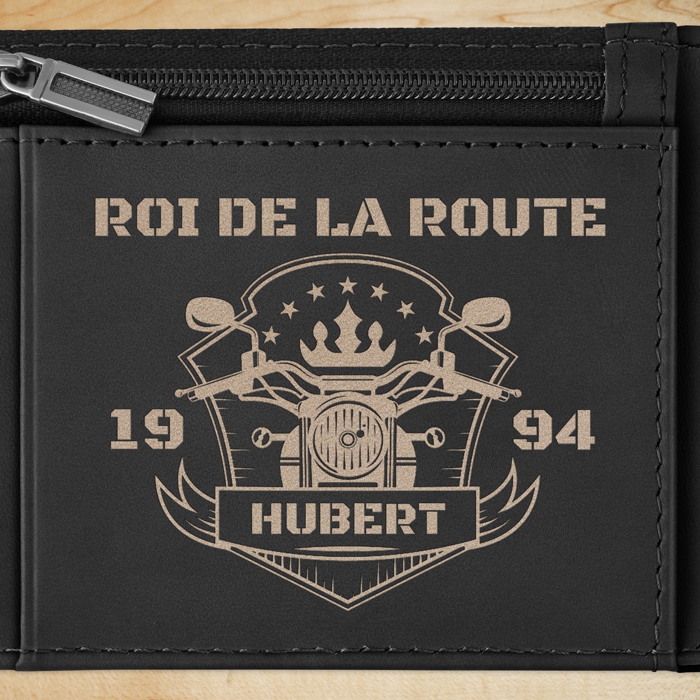 Portefeuille Slim en cuir noir carbone avec gravure pour l'anniversaire de papa