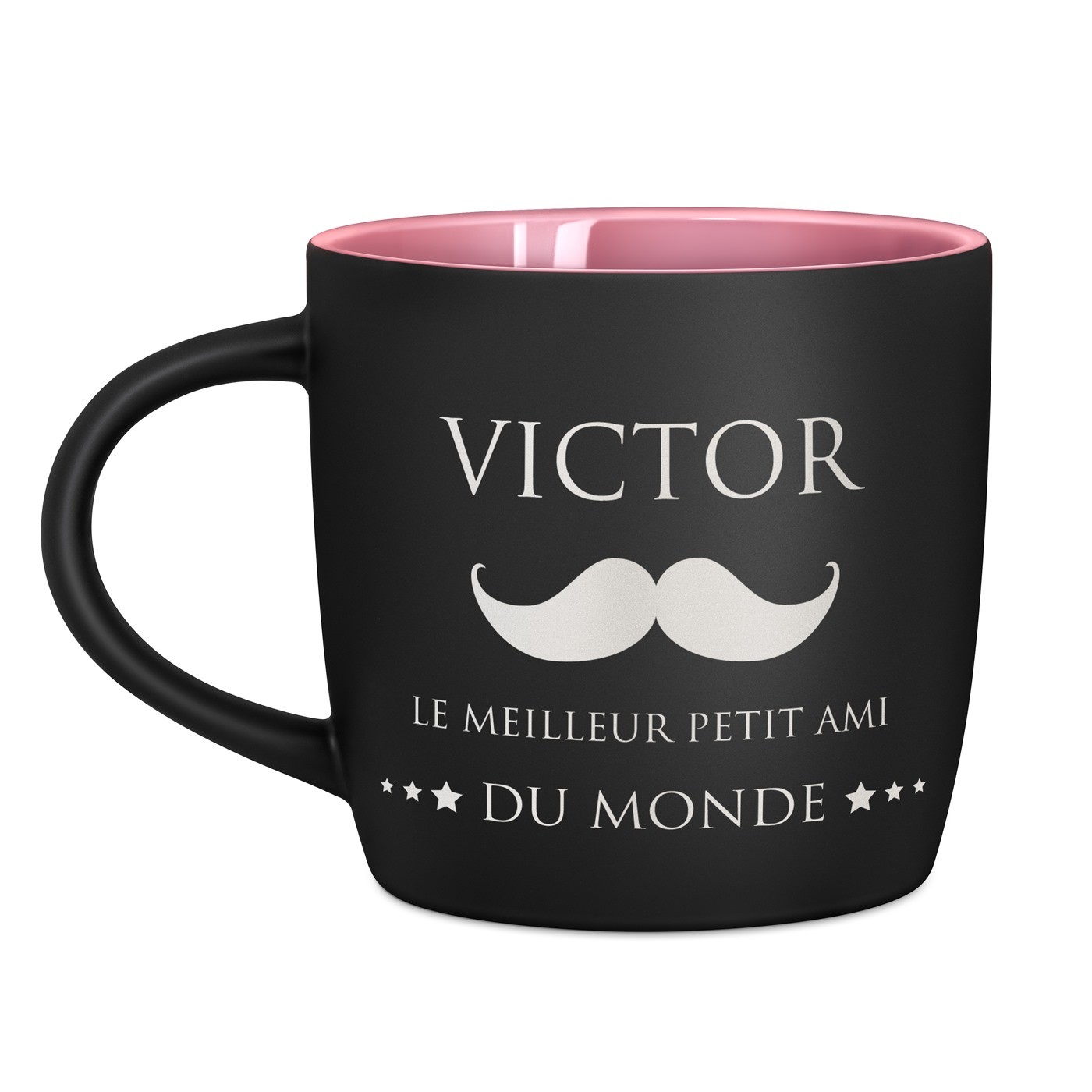 Tasse en céramique noire mate et fond rose avec gravure pour un petit-ami pour la Saint-Valentin