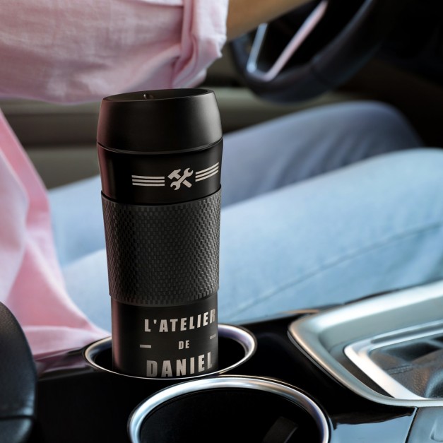 Mug isotherme noir personnalisé avec revêtement antidérapant pour l'anniversaire de papa