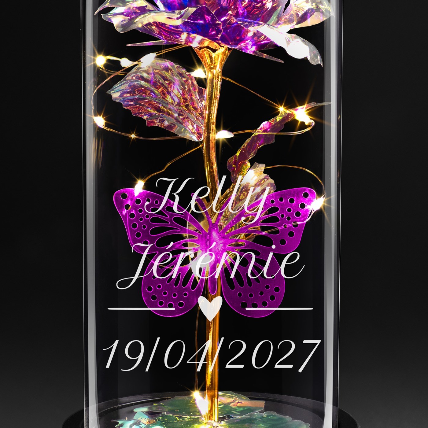 Rose éternelle violette sous cloche en verre avec gravure et lumière LED pour mari et femme pour mariage