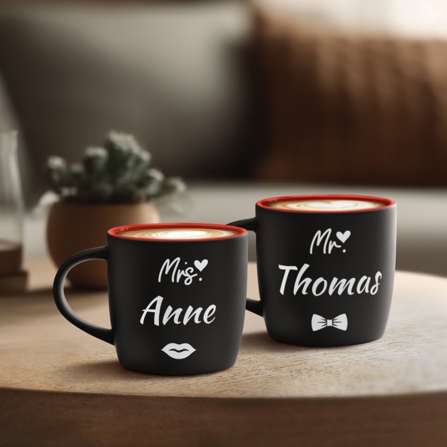Set de 2 tasses noires et fond rouge en céramique avec personnalisation pour amoureux couple elle et lui mariage