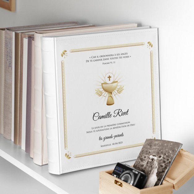 Album photo avec personnalisation pour une petite-fille pour la première communion