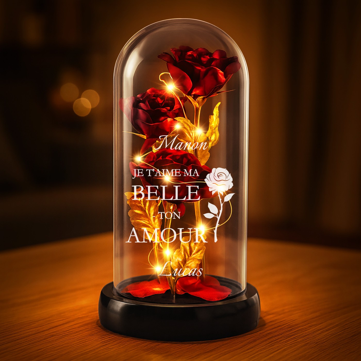 Rose éternelle rouge personnalisée sous cloche en verre avec lumière LED pour une femme pour la Saint-Valentin