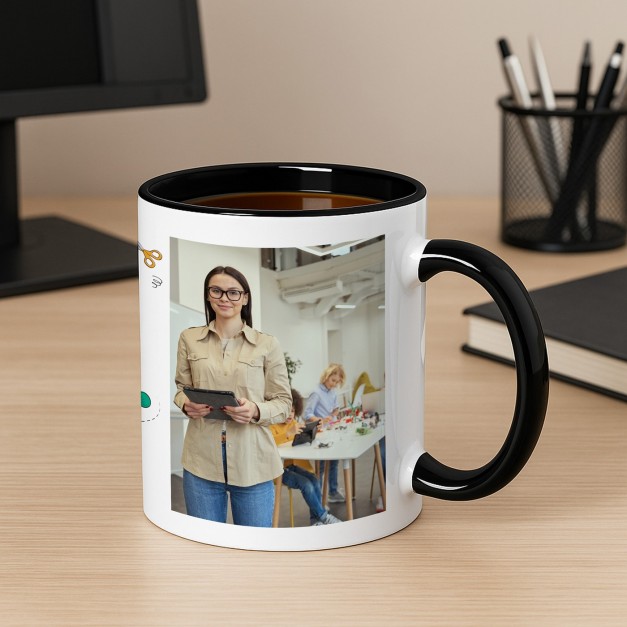 Tasse en céramique blanche et fond noir personnalisée avec impression avec photo pour la meilleure institutrice