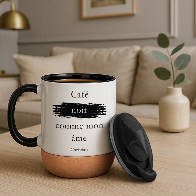 Mug blanc avec impression et couvercle pour un amateur de café noir